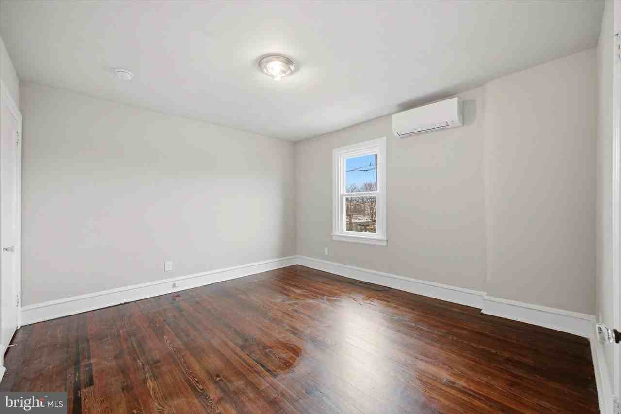 101 N EAGLE Road #2 - Photo 5 of 8