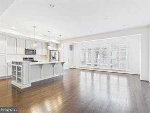 714 Mayer Pl - Photo 3 of 8