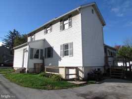 featured image of 907 Middle St #1