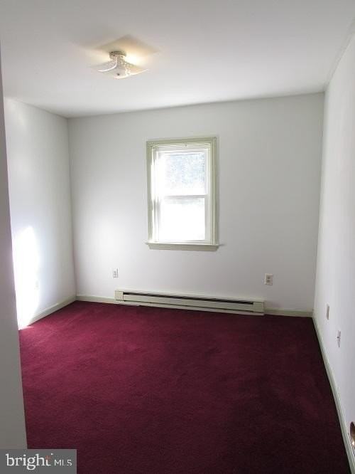 907 Middle St #1 - Photo 3 of 7