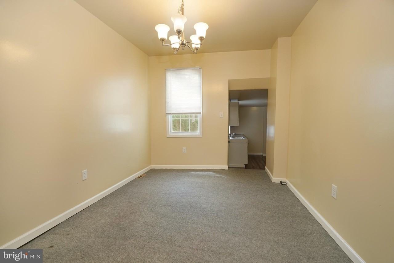 404 Beaver St - Photo 6 of 11