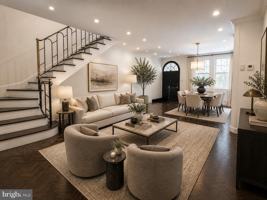 featured image of 1915 Panama St