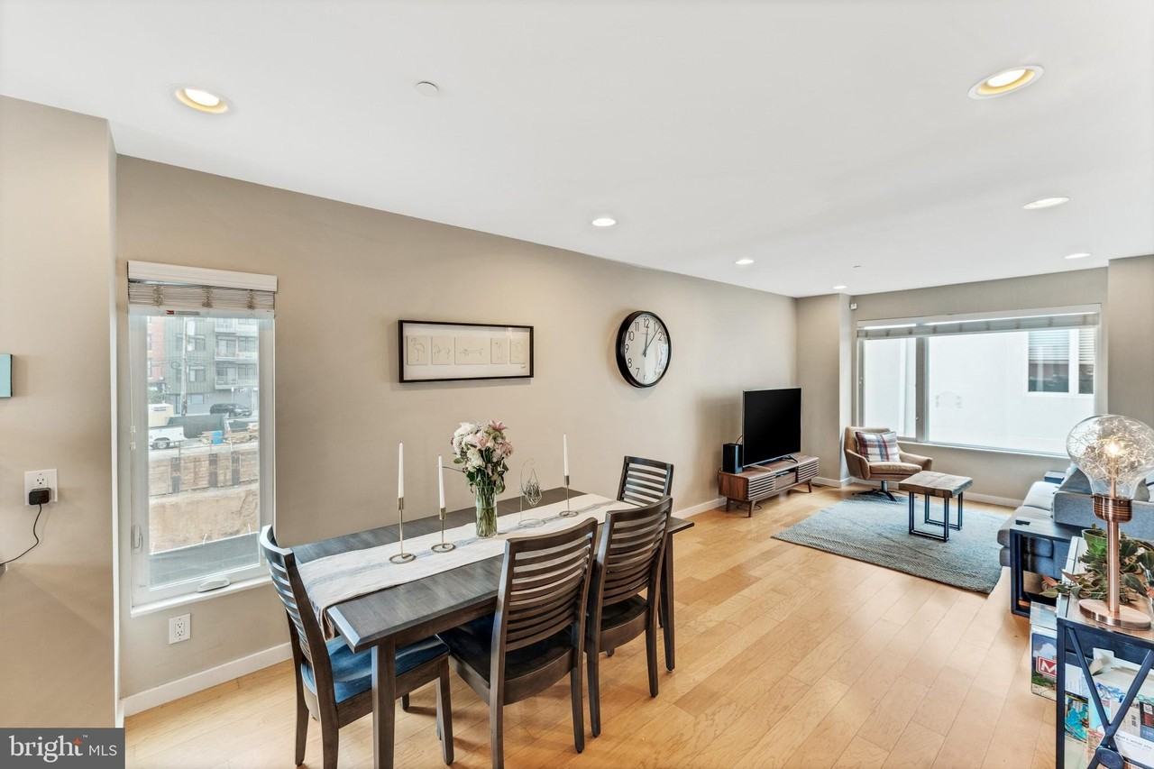 211 Brown St #12 - Photo 5 of 30