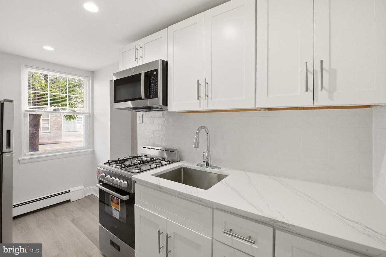 3309 Conrad St #2 - Photo 4 of 13