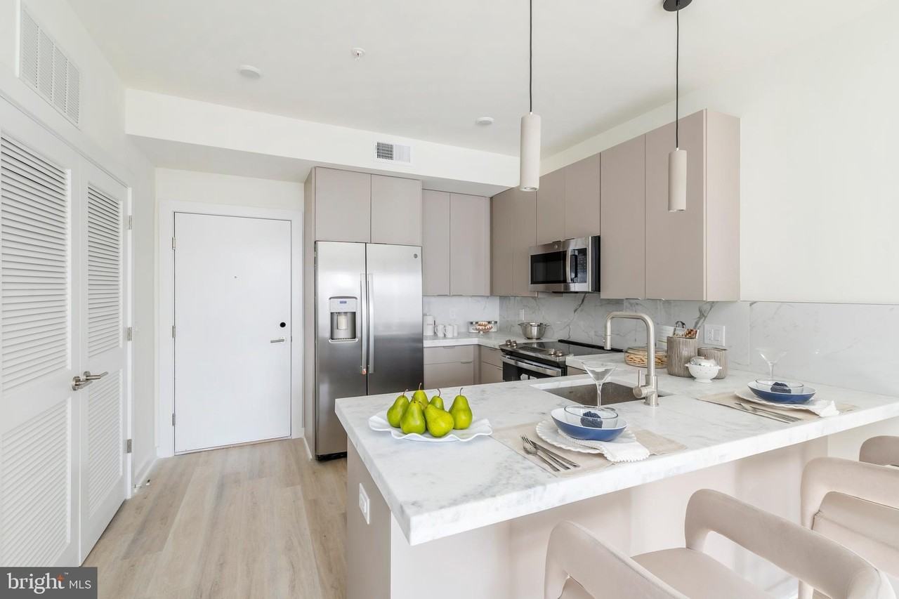 2709 Cecil B Moore Ave #203 - Photo 4 of 32