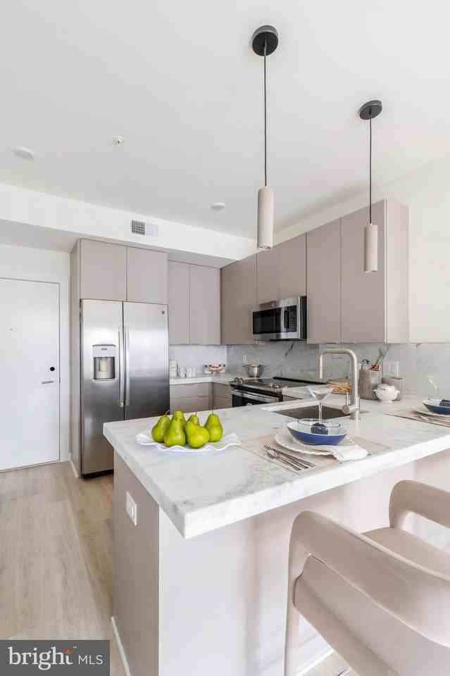 2709 Cecil B Moore Ave #203 - Photo 5 of 32