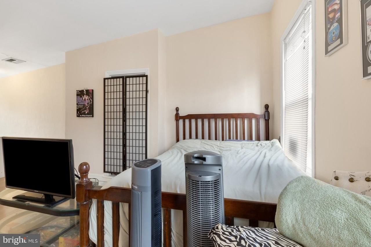 1804 Fairmount Ave #3 - Photo 5 of 14
