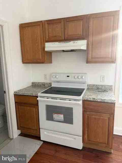 370 Jackson St #1F - Photo 6 of 13
