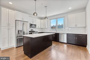 featured image of 164 W Master St