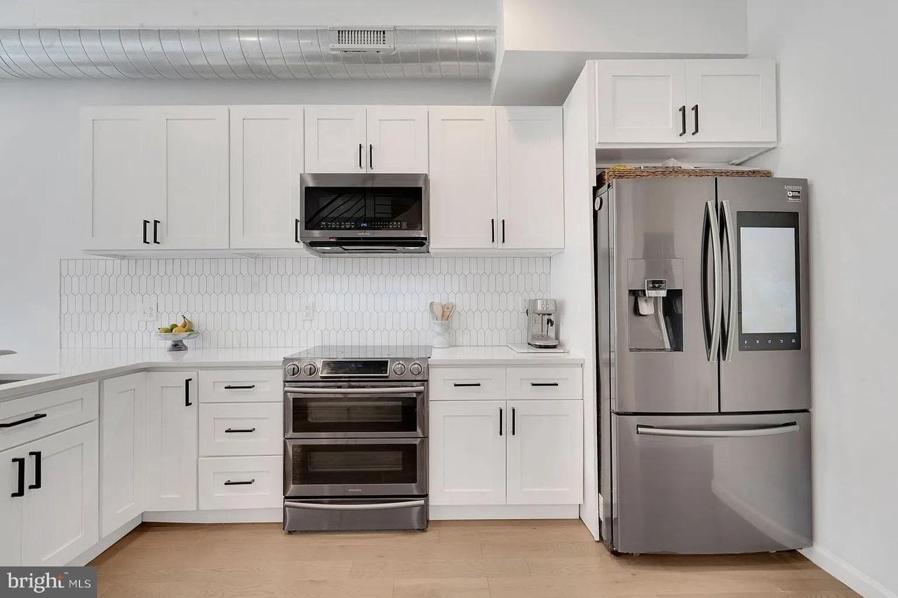 709 N 19th St #2 - Photo 5 of 30