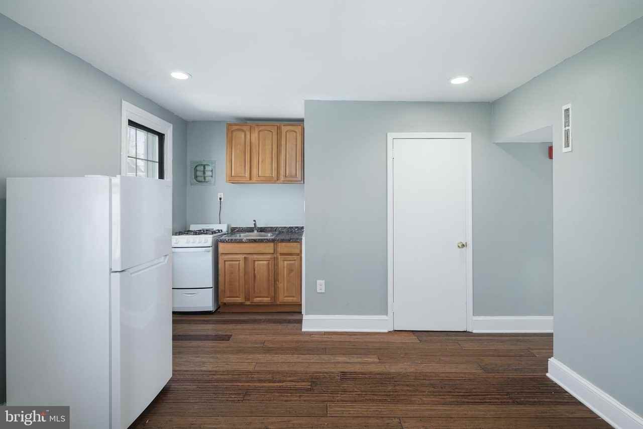 184 E Huntingdon St #3 - Photo 2 of 13