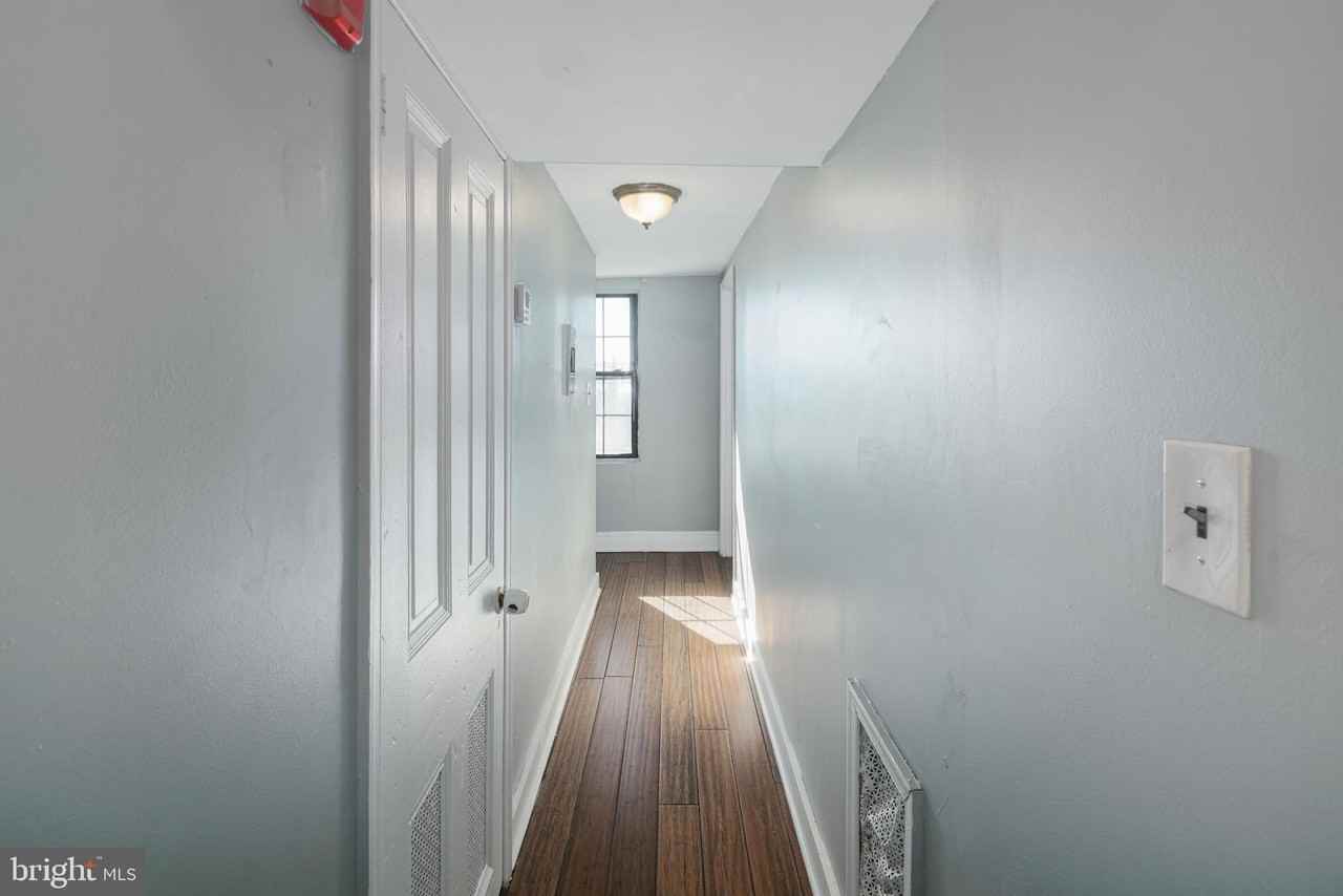 184 E Huntingdon St #3 - Photo 4 of 13