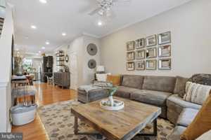 featured image of 2527 Grays Ferry Ave