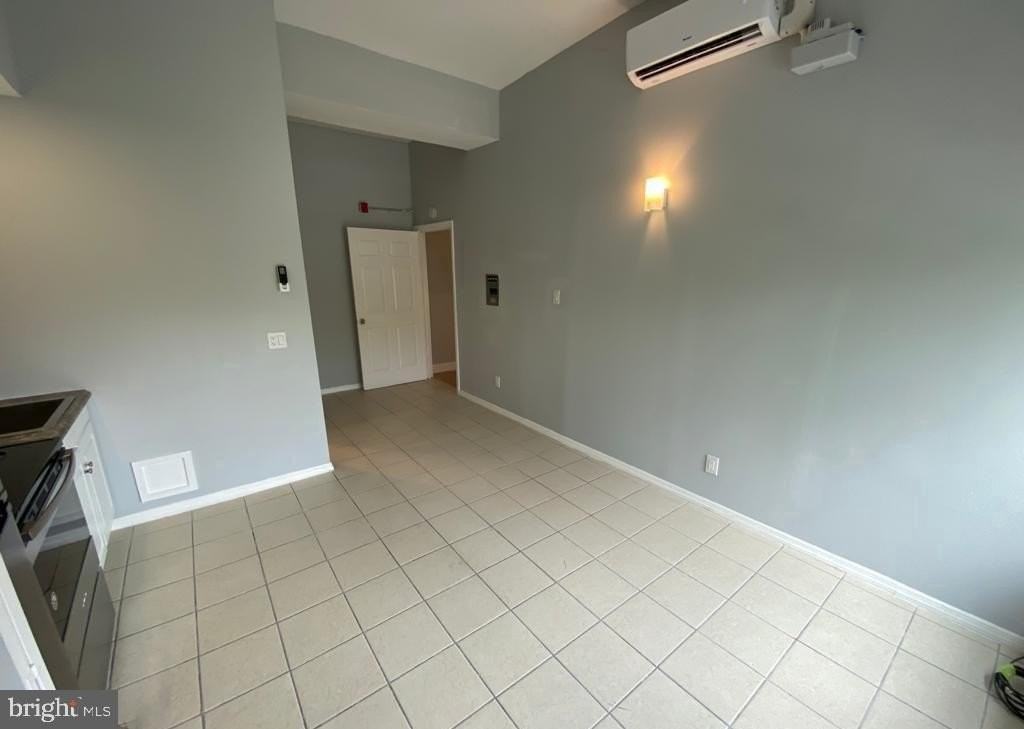 1304 S 9th St #B - Photo 2 of 6