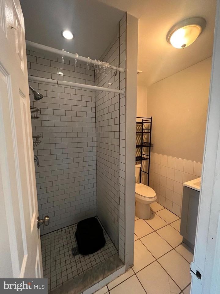 1304 S 9th St #B - Photo 5 of 6