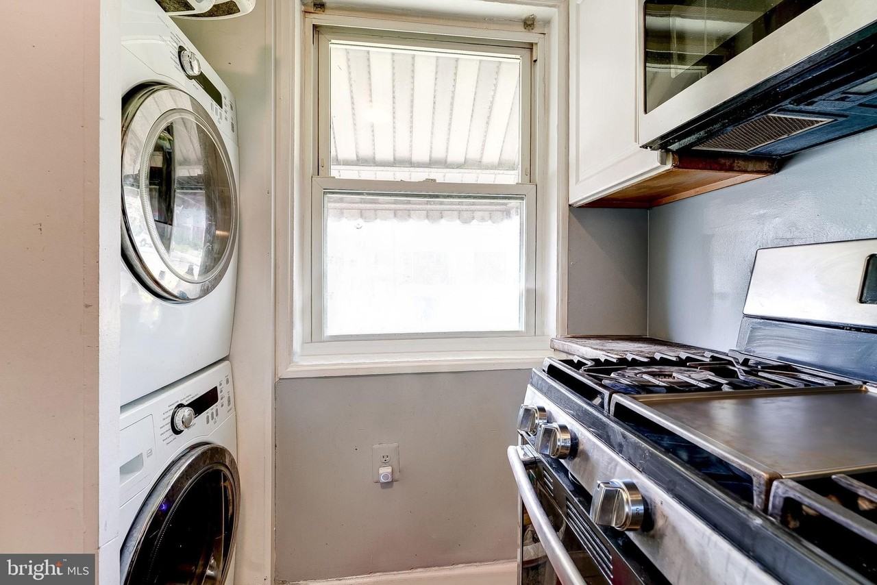 715 N George Mason Dr - Photo 4 of 29