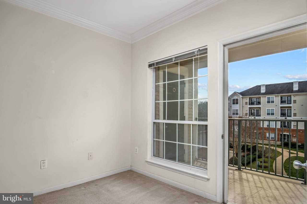 4850 Eisenhower Ave #407 - Photo 5 of 23