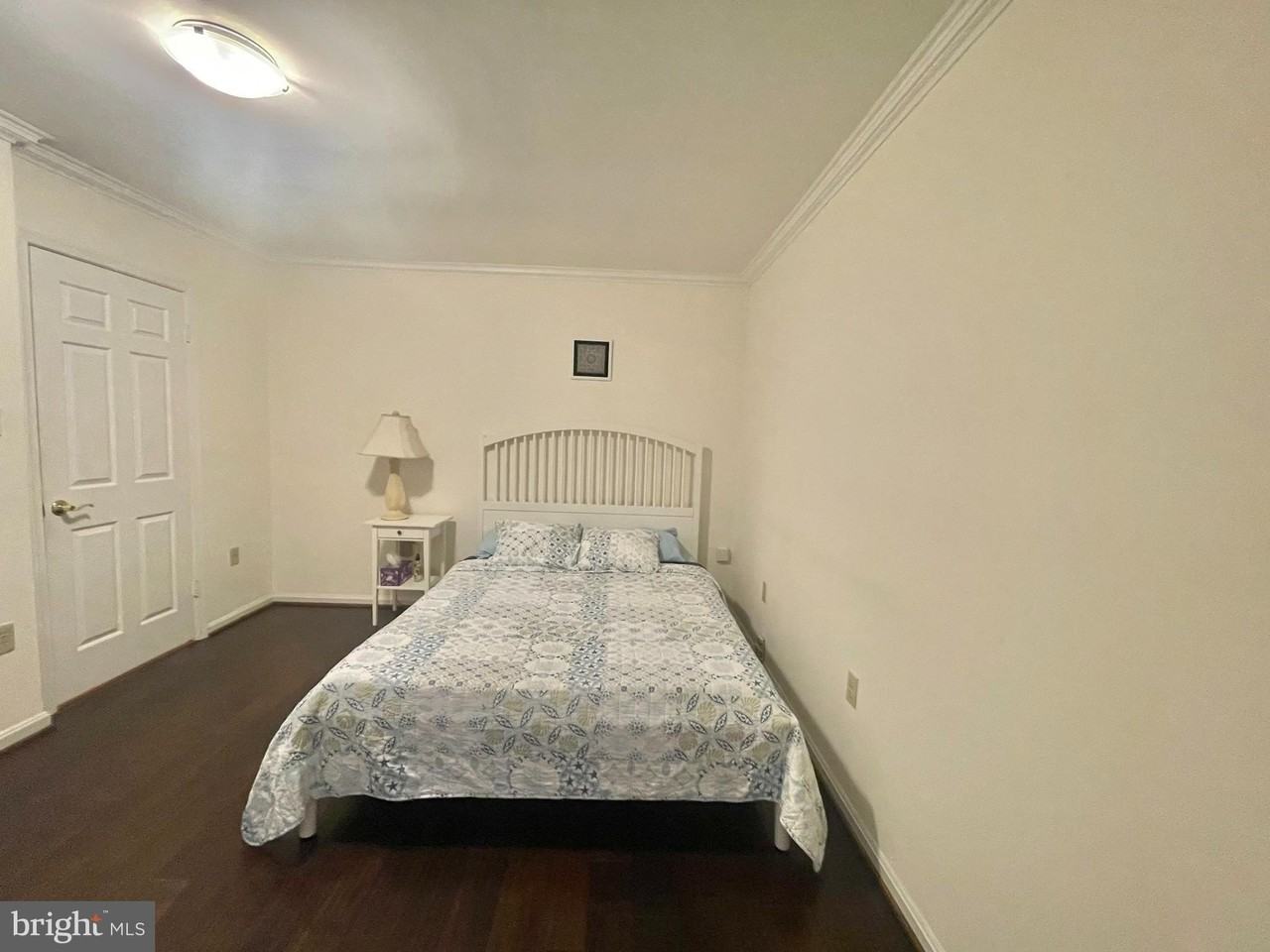 8526 Raglan Rd - Photo 7 of 8