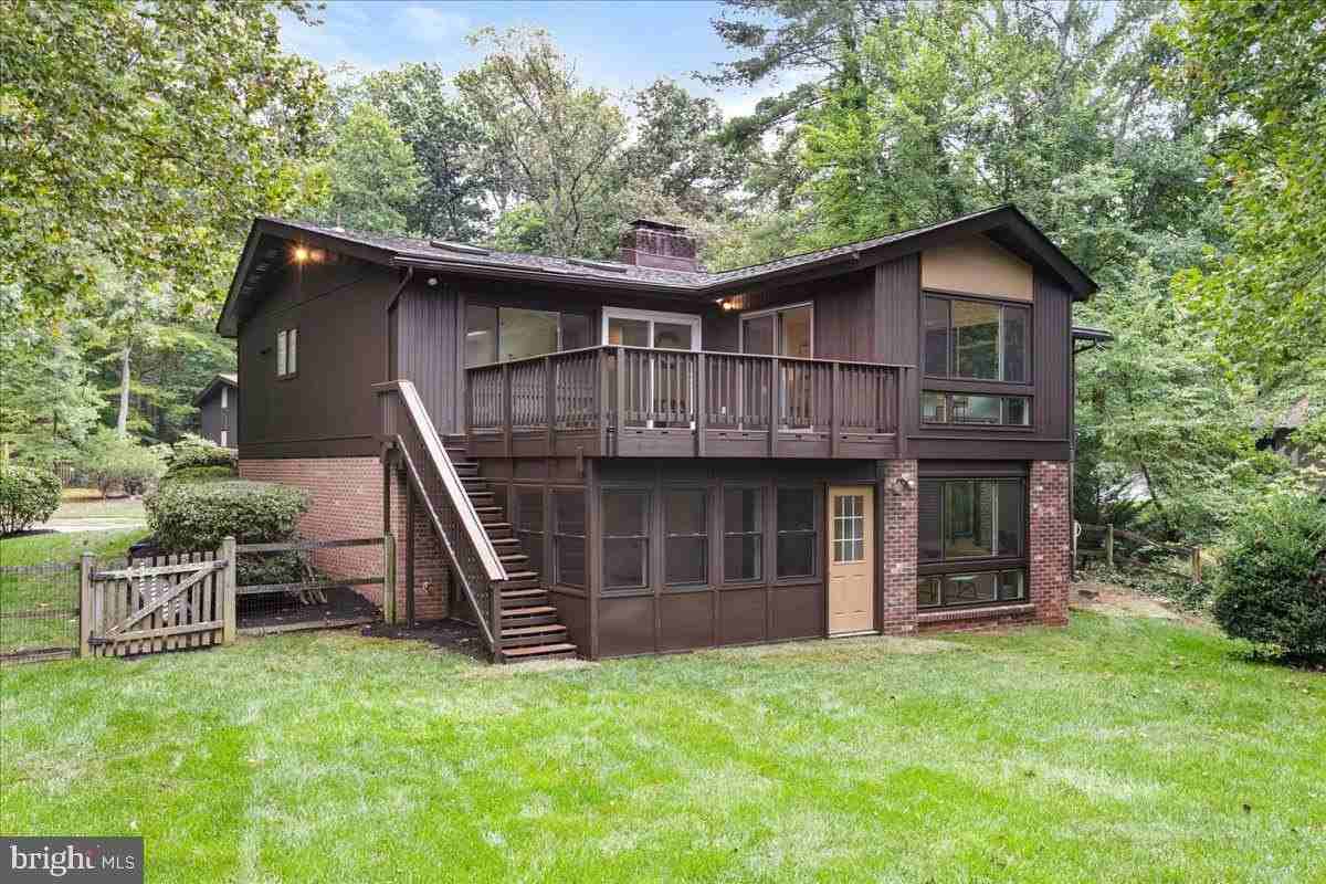 4302 Wakefield Dr - Photo 6 of 50