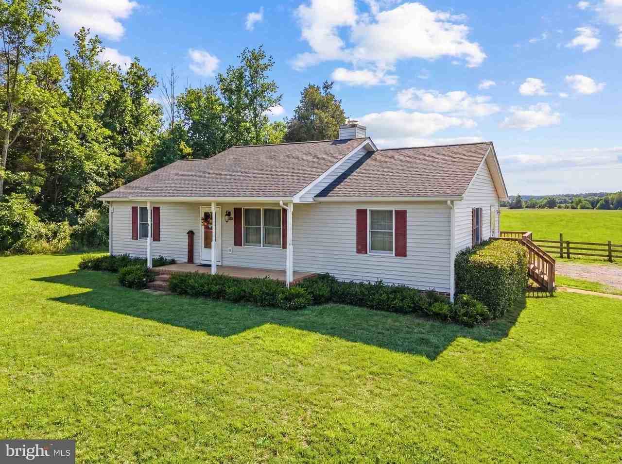 11576 Walters Rd - Photo 2 of 22