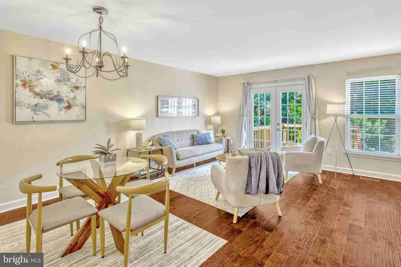 15462 Windsong Ln - Photo 5 of 32