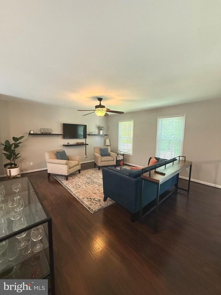 2308 Harpoon Dr - Photo 2 of 22