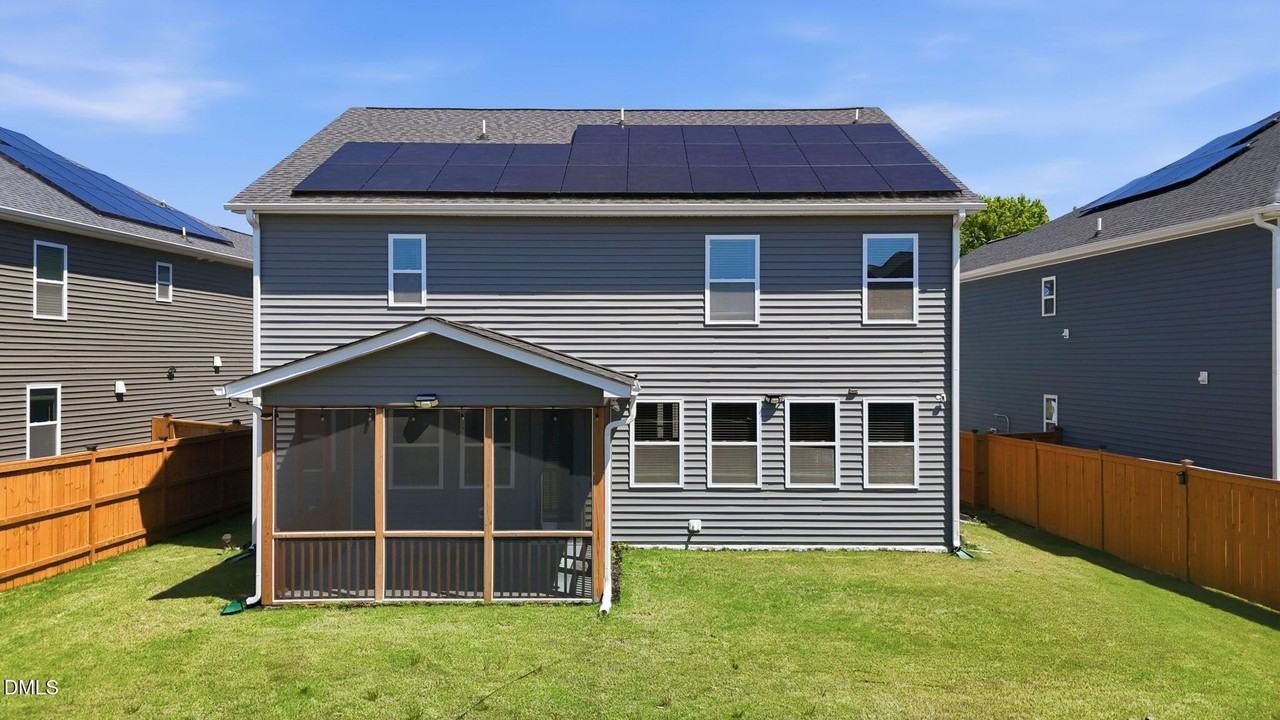 1405 Matisse Dr - Photo 3 of 38