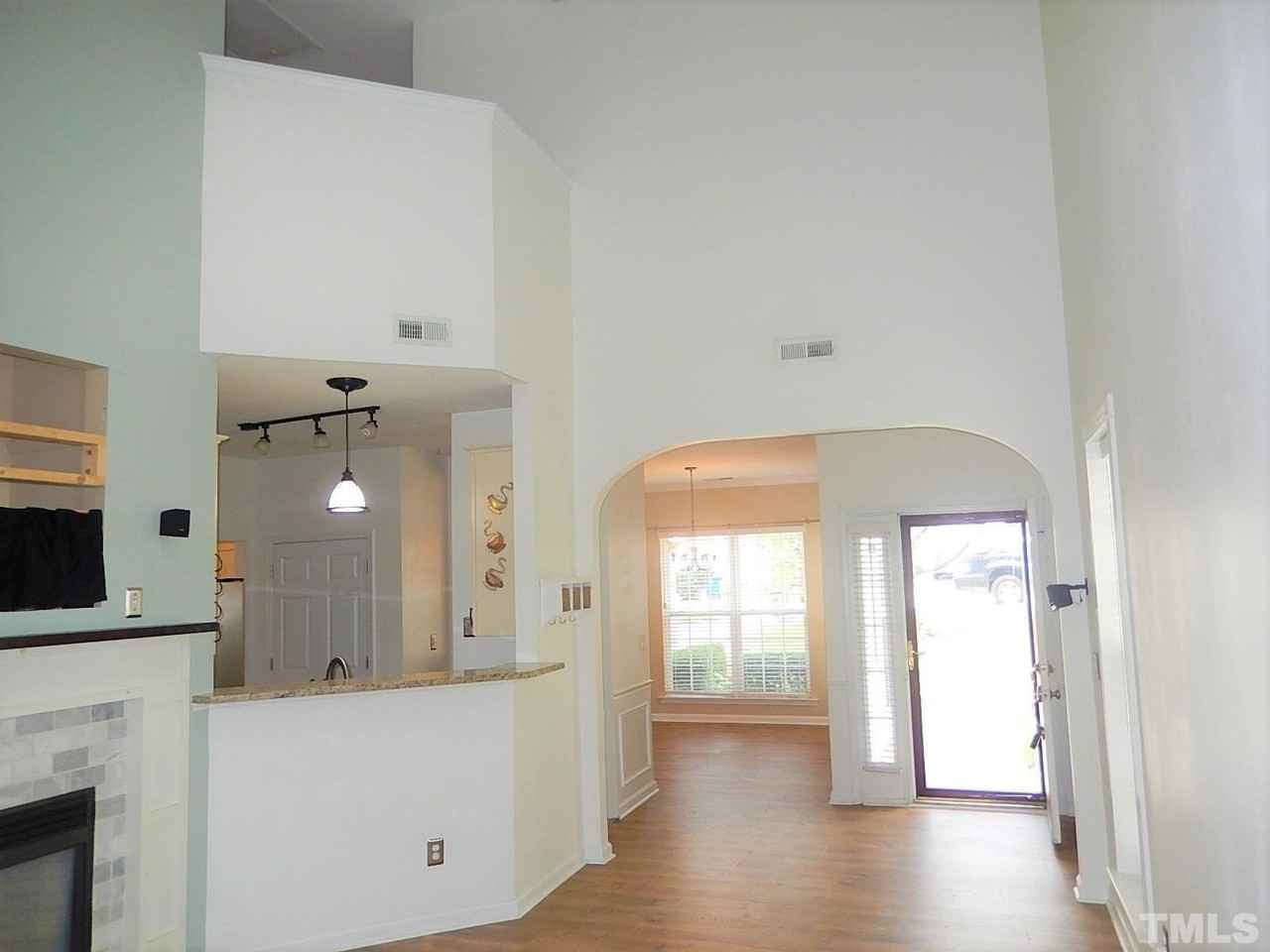 4717 Delta Ridge Ct - Photo 4 of 30
