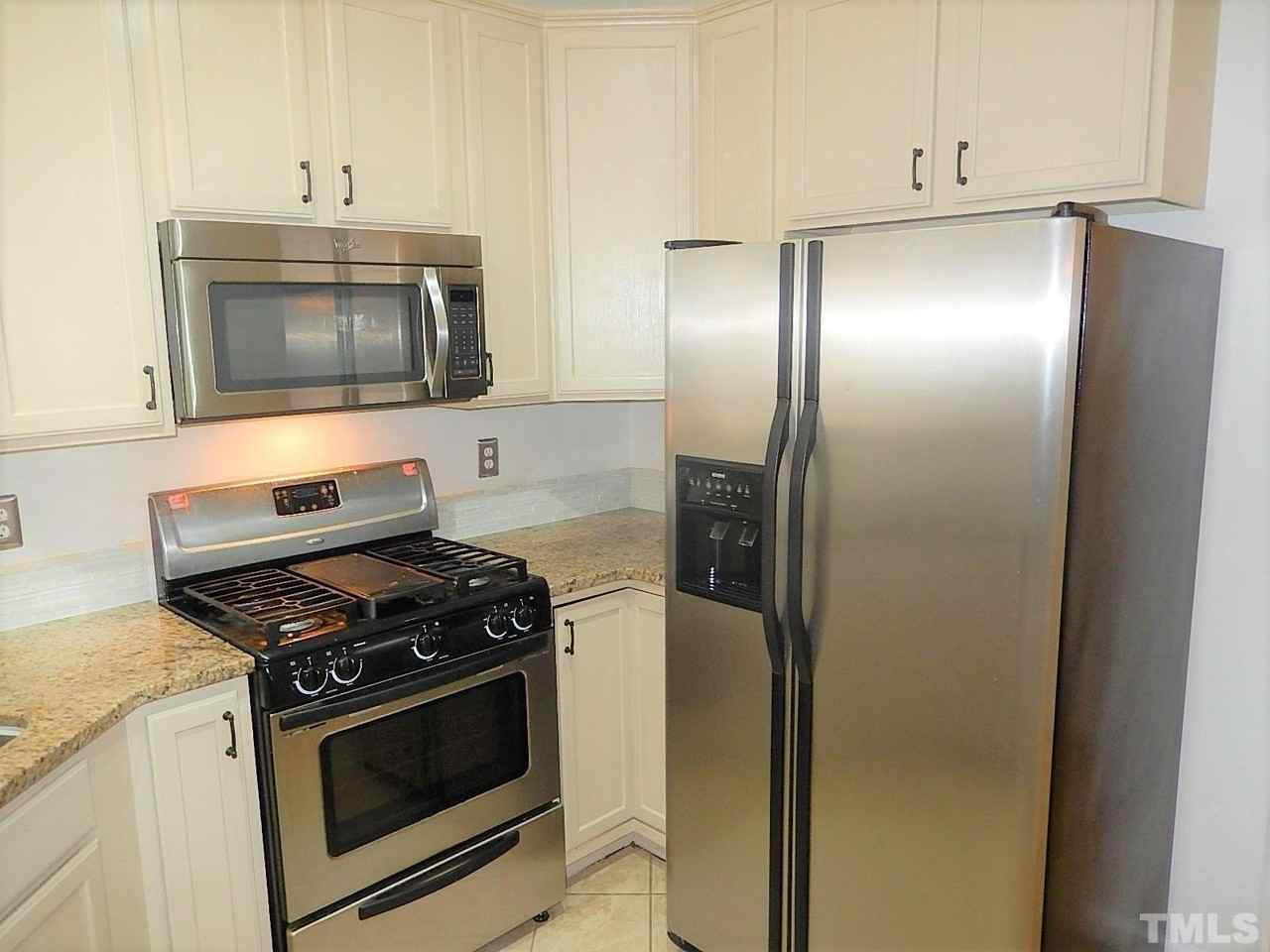 4717 Delta Ridge Ct - Photo 7 of 30