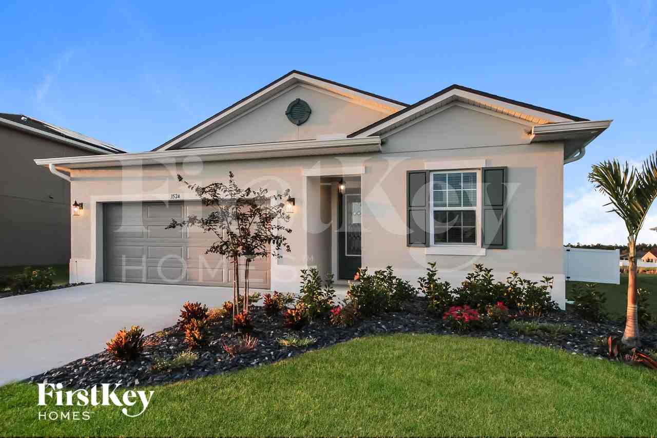 3524 Bristol Cove Ln - Photo 2 of 16