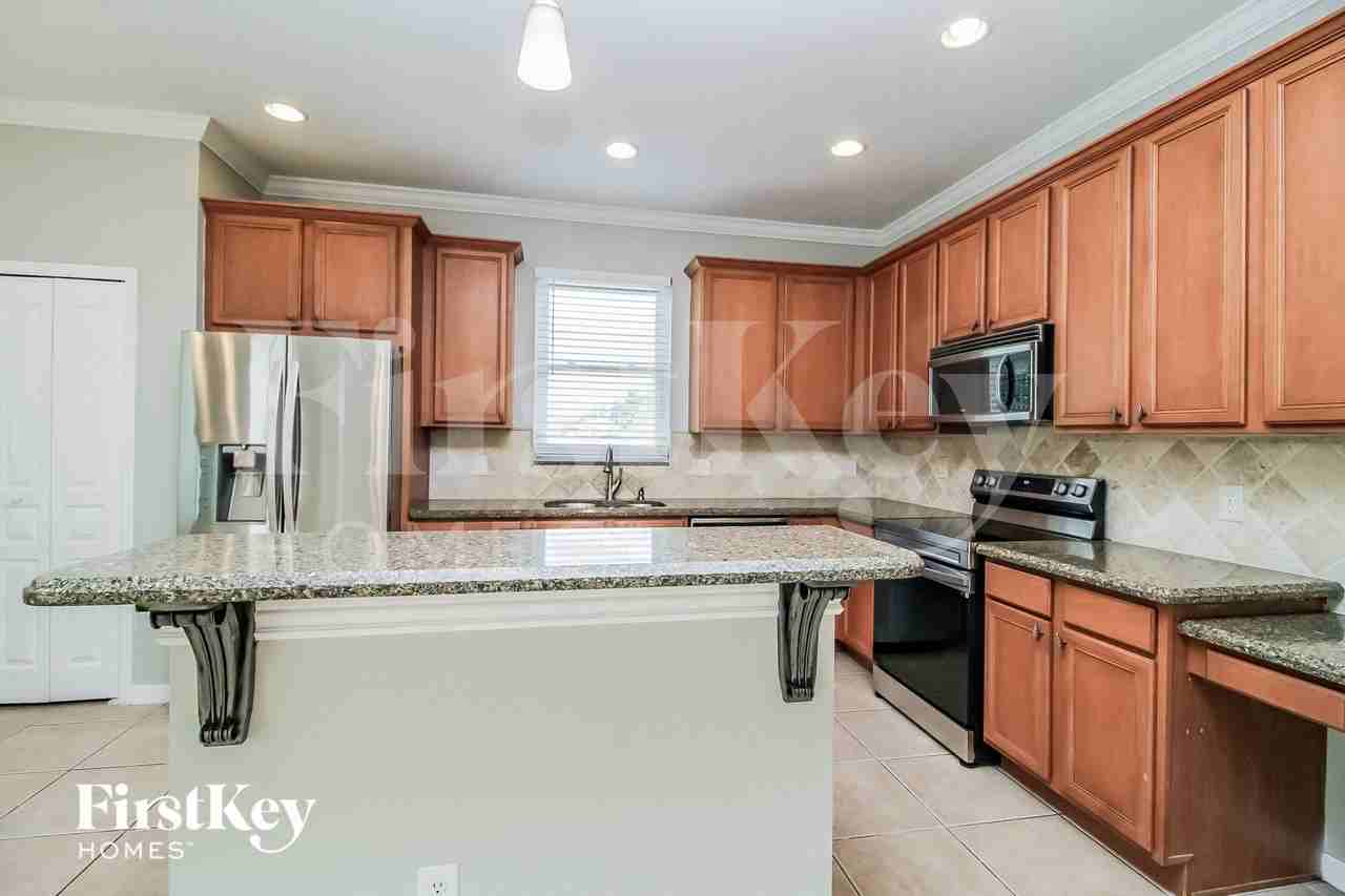 483 Sycamore Springs St - Photo 6 of 15