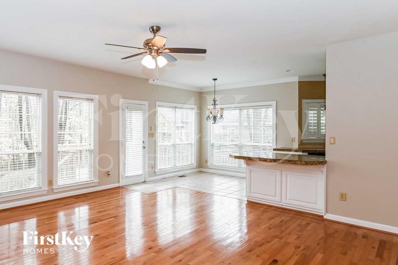 4634 Deer Cross Trl - Photo 5 of 15