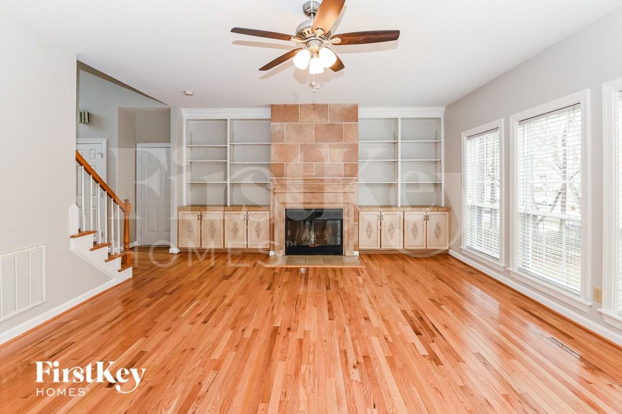 4634 Deer Cross Trl - Photo 6 of 15