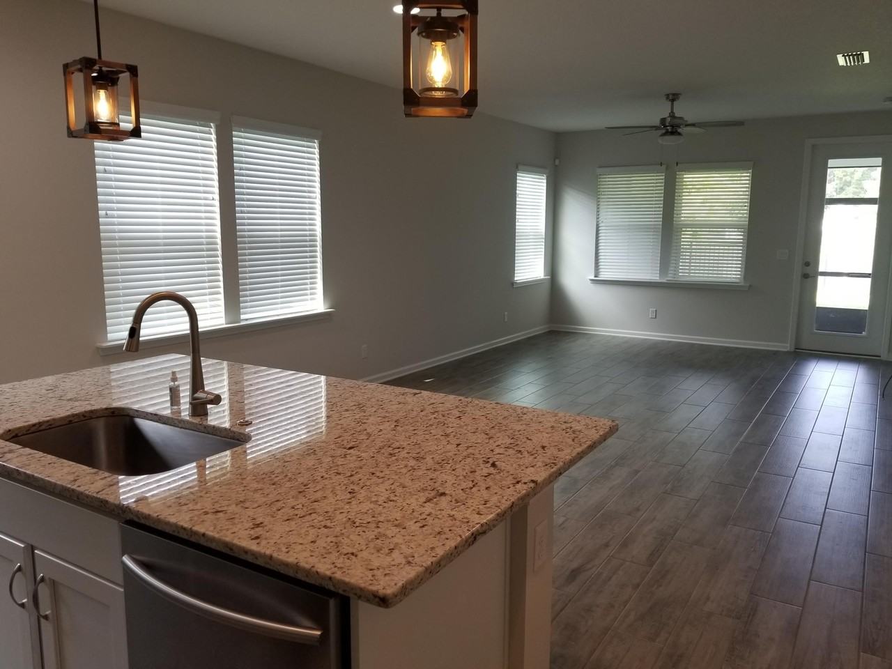 251 Caretta Cir - Photo 5 of 15