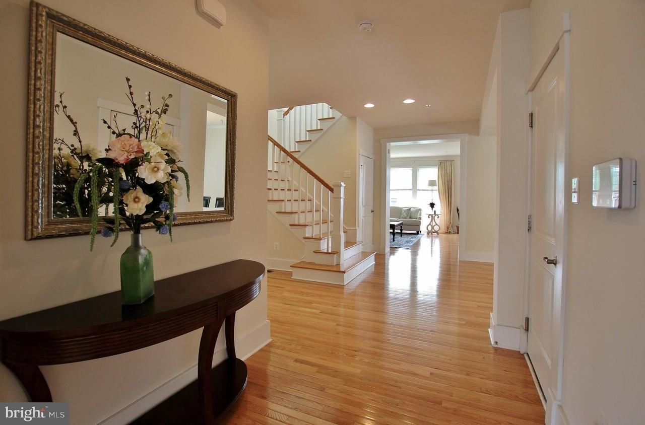17209 Continental Dr - Photo 5 of 39