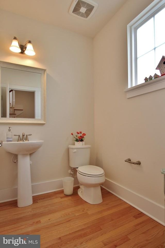 17209 Continental Dr - Photo 6 of 39