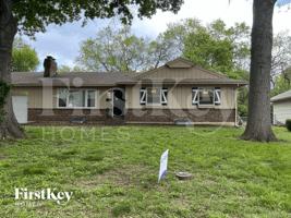 featured image of 7607 Arlington Ave