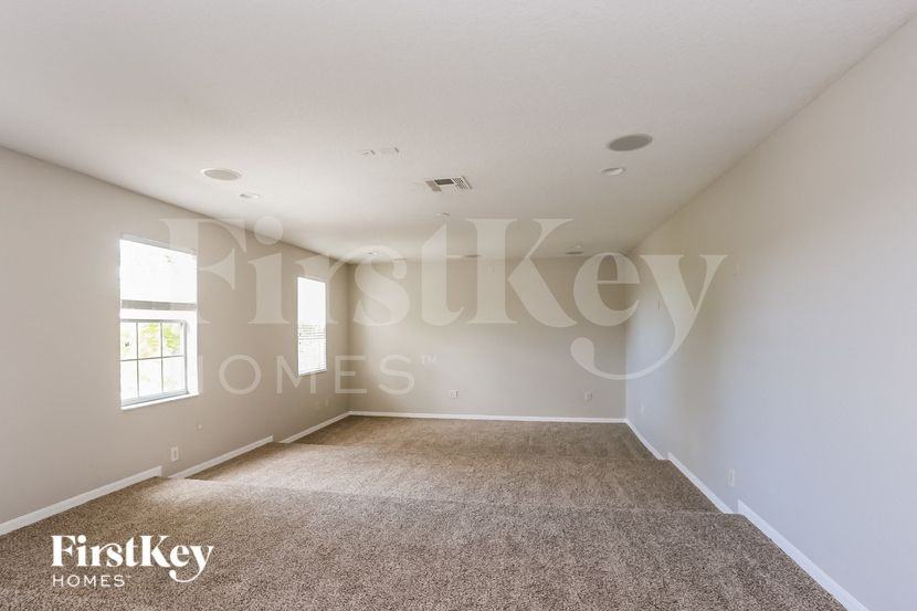 2520 Yukon Cliff Dr - Photo 6 of 15