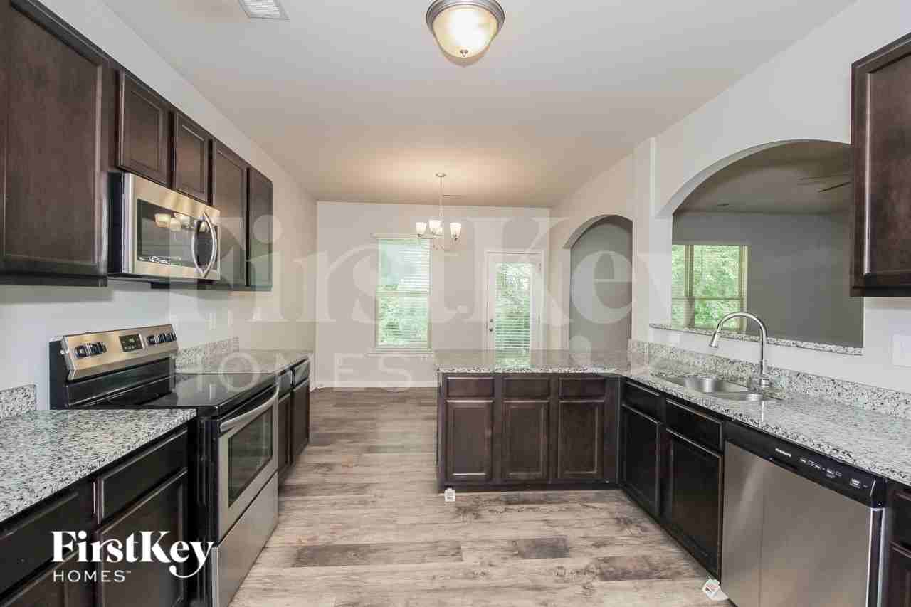 153 Southwind Cir - Photo 7 of 16