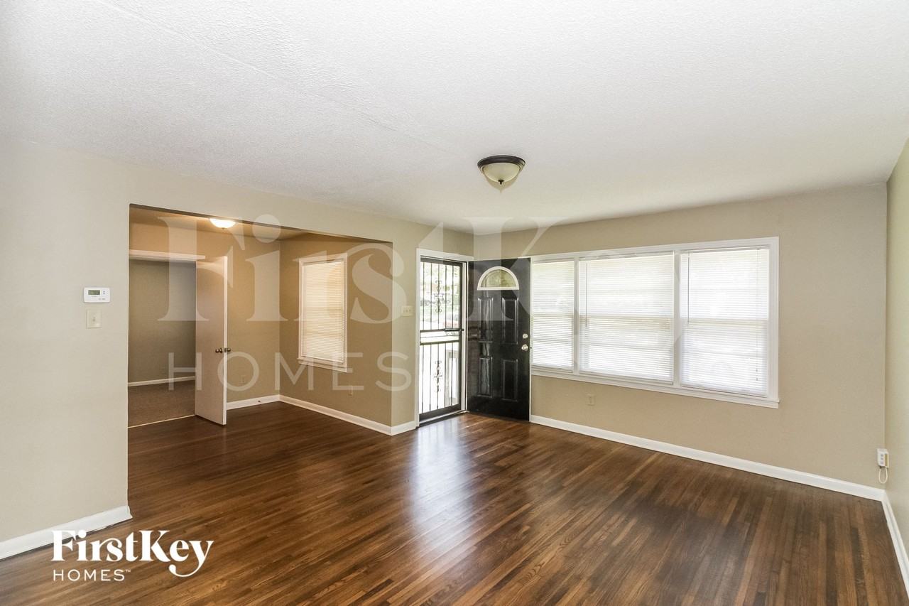1347 Wilbec Rd - Photo 2 of 15