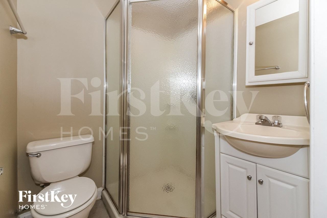 1347 Wilbec Rd - Photo 7 of 15