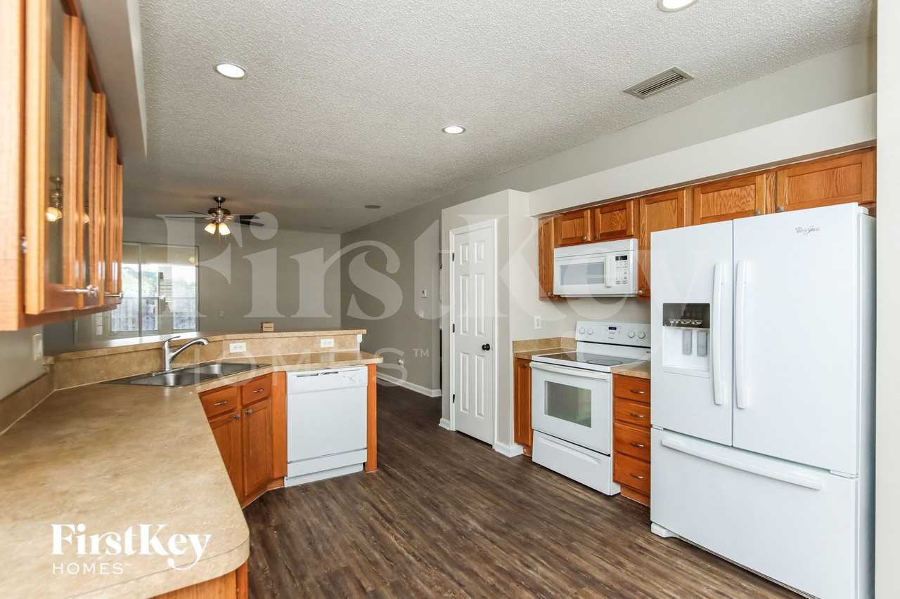 1133 Serenade St Nw - Photo 7 of 15