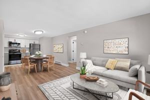 featured image of 120 Flagstone Dr
