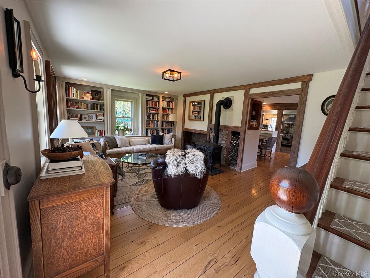 184 Twomey Ave - Photo 4 of 35