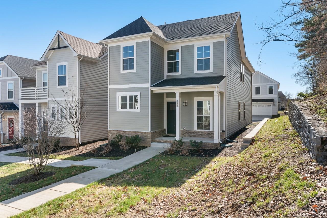 1727 Fenway Loop - Photo 3 of 22