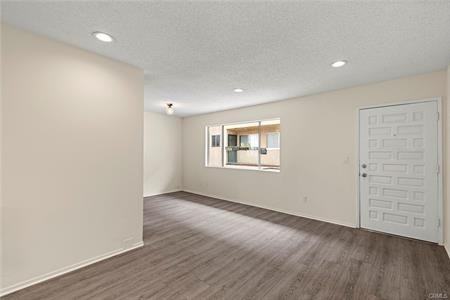 614 S Lake St ##C - Photo 3 of 15