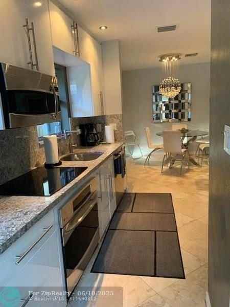 1434 Ne 16th Ave - Photo 5 of 16