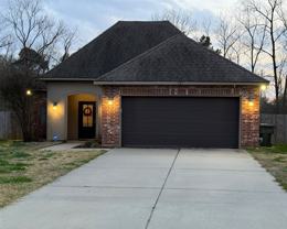 525 Riverrun Cir - Photo 1 of 1