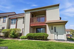 featured image of 4016 Barry Ct