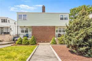 featured image of 37 Troy Ln Unit 1